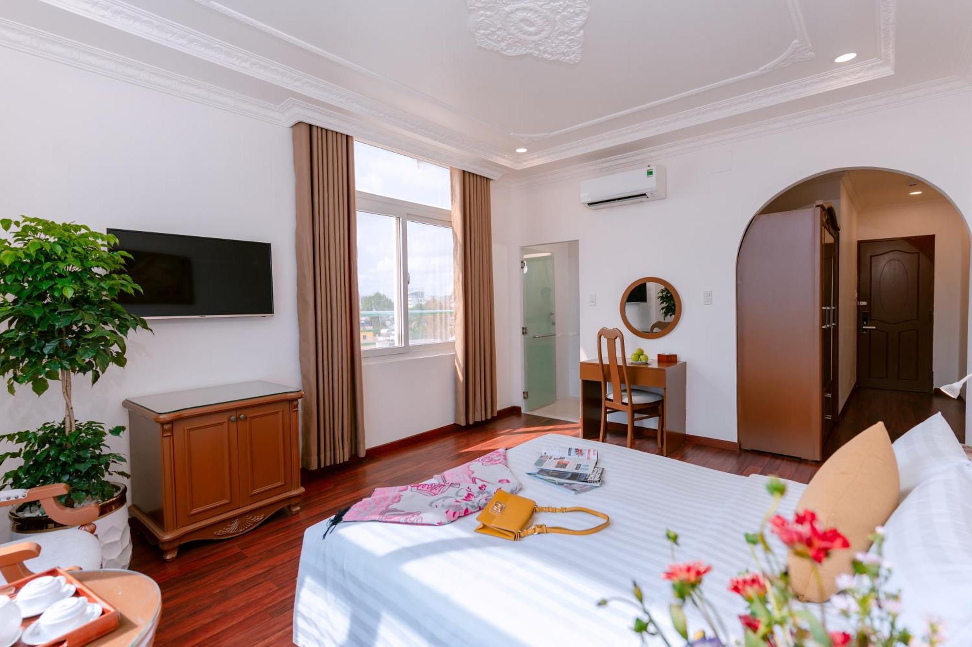 Dahlialand Saigon Hotel & Swimming Pool Ho Şi Min Exterior foto
