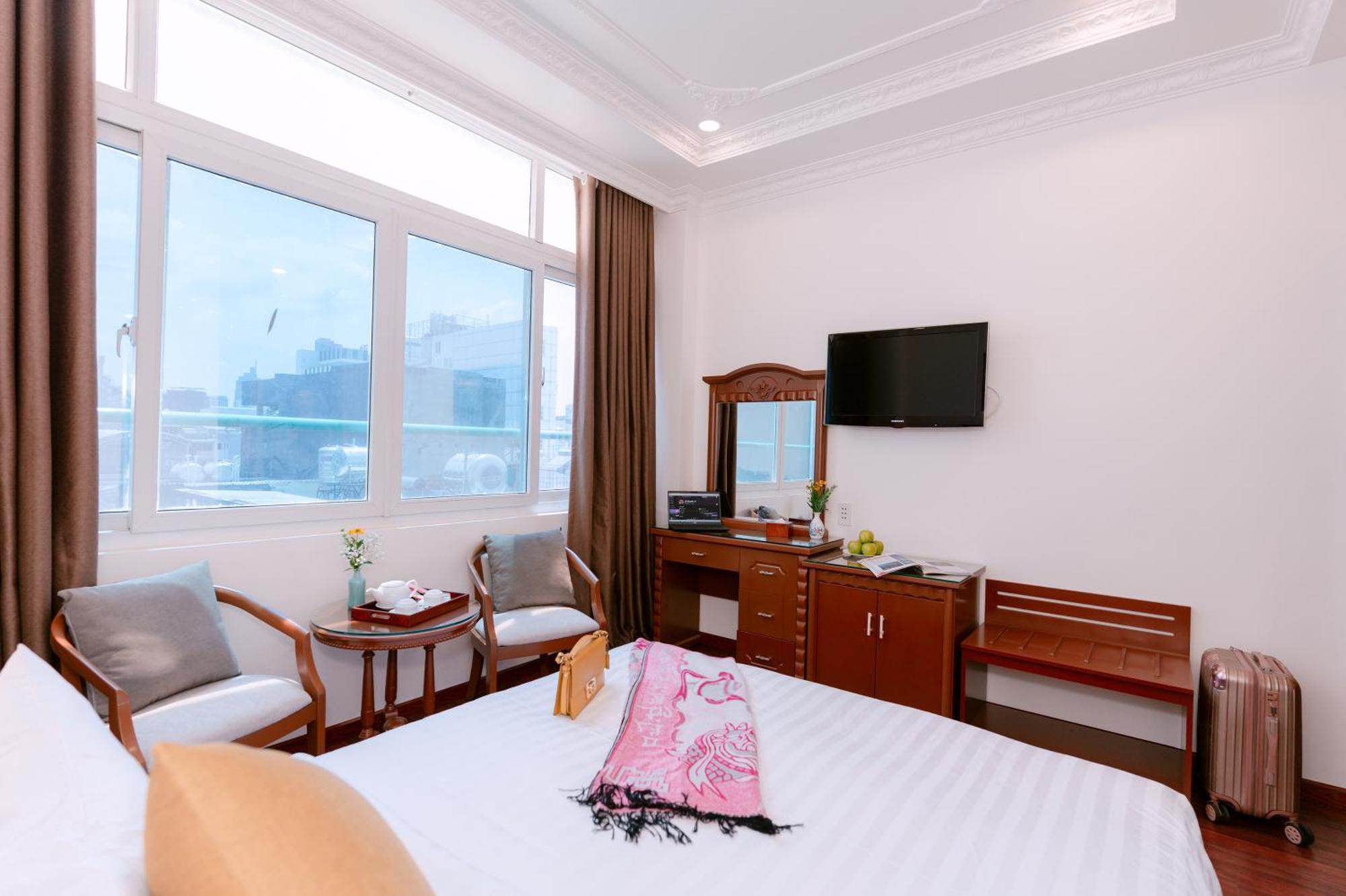Dahlialand Saigon Hotel & Swimming Pool Ho Şi Min Exterior foto