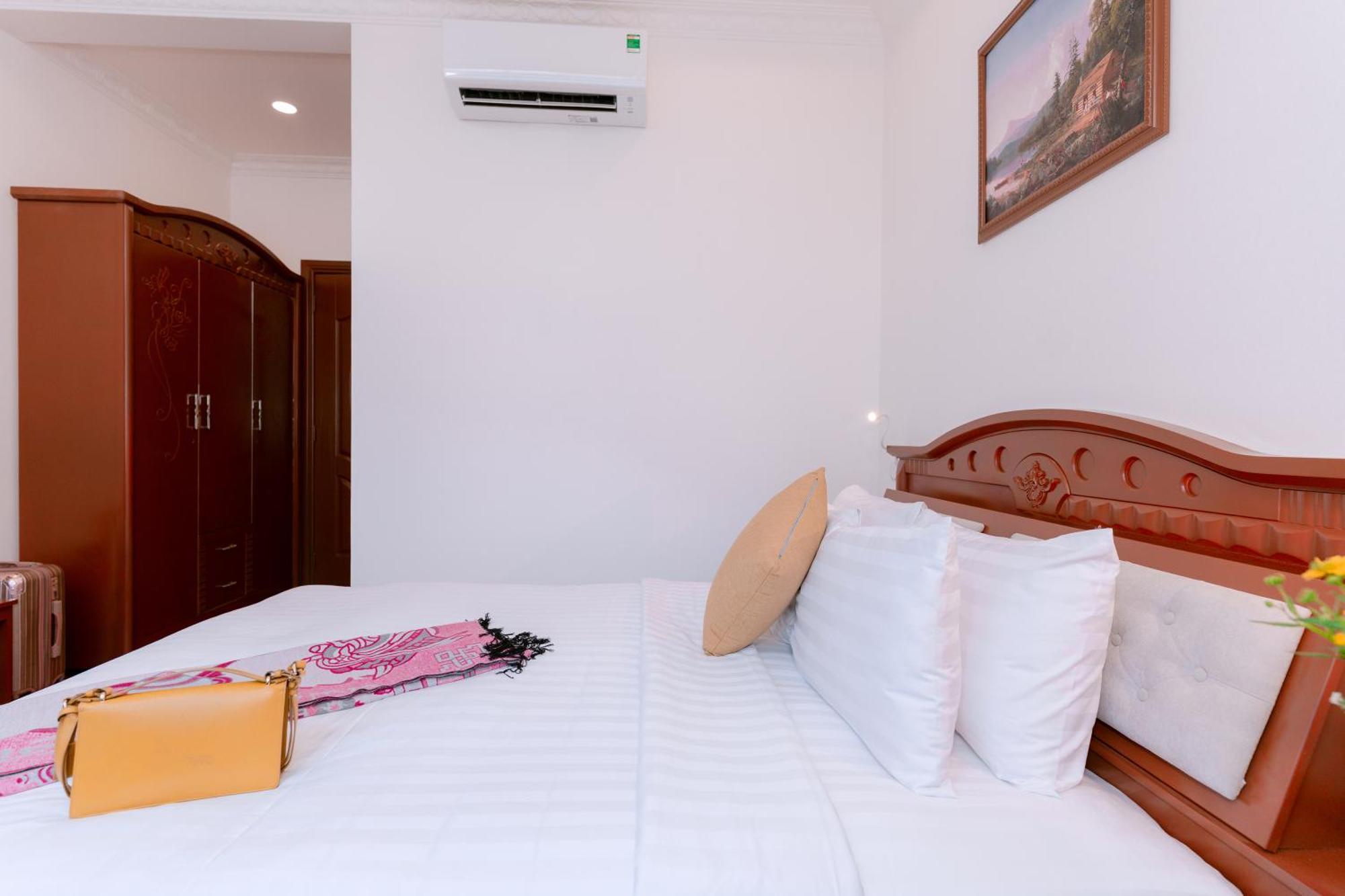 Dahlialand Saigon Hotel & Swimming Pool Ho Şi Min Exterior foto
