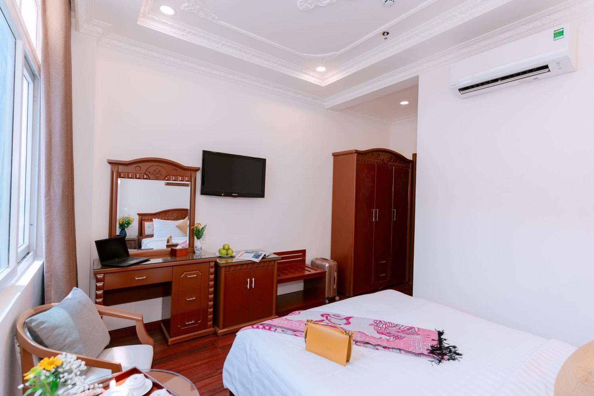 Dahlialand Saigon Hotel & Swimming Pool Ho Şi Min Exterior foto